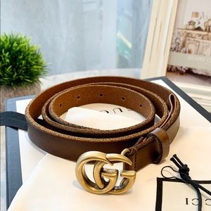 ❌SOLD❌ Gucci Double G Buckle Skinny Leather Belt